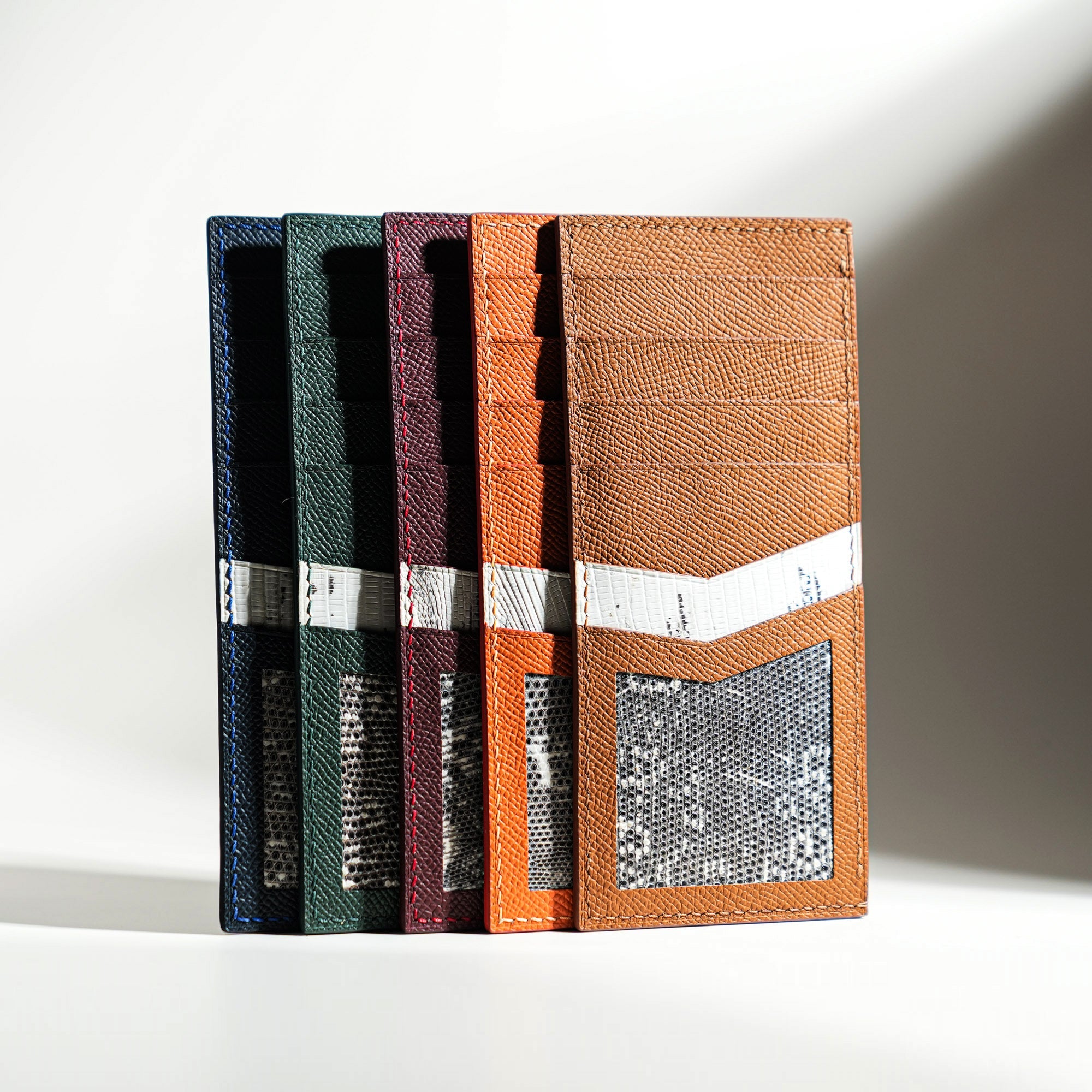 Epsom mix Lizard Leather Vertical Card Holder - Natural Pattern
