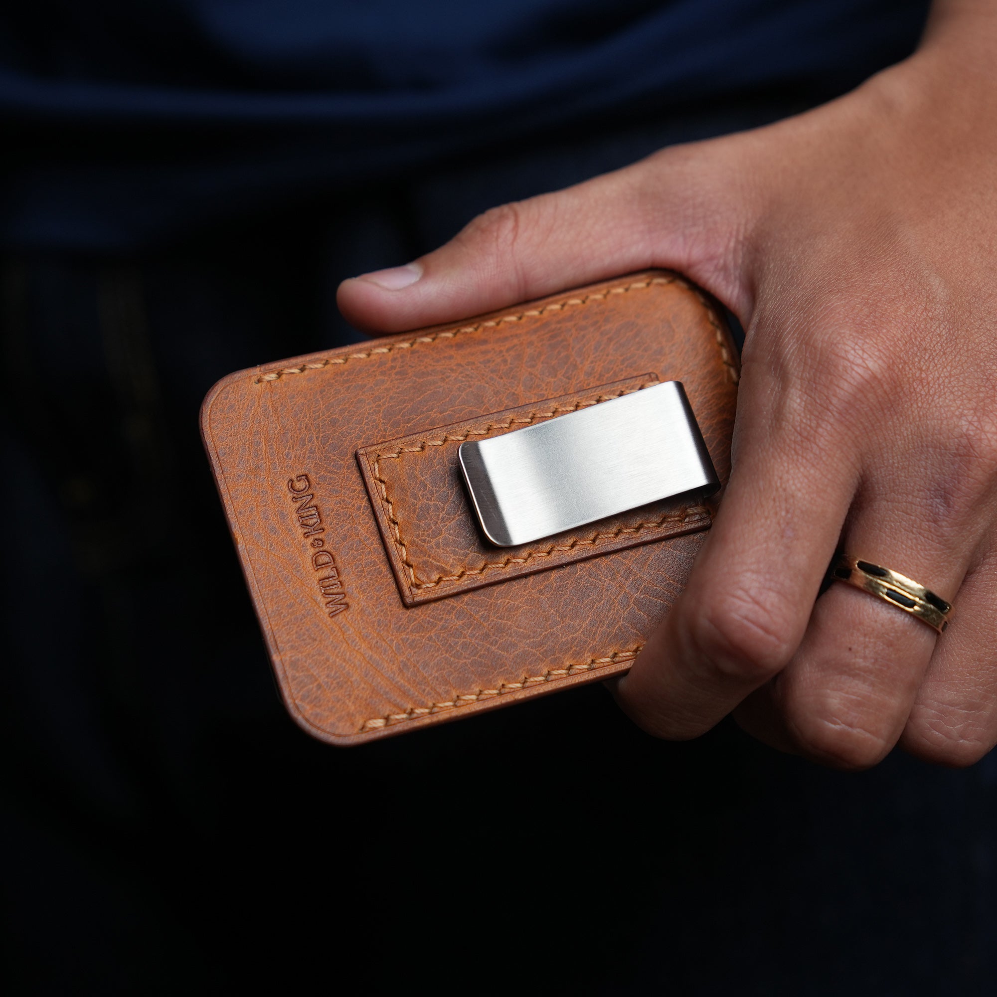 Olive Badalassi Carlo Waxed Leather Money Card Clip