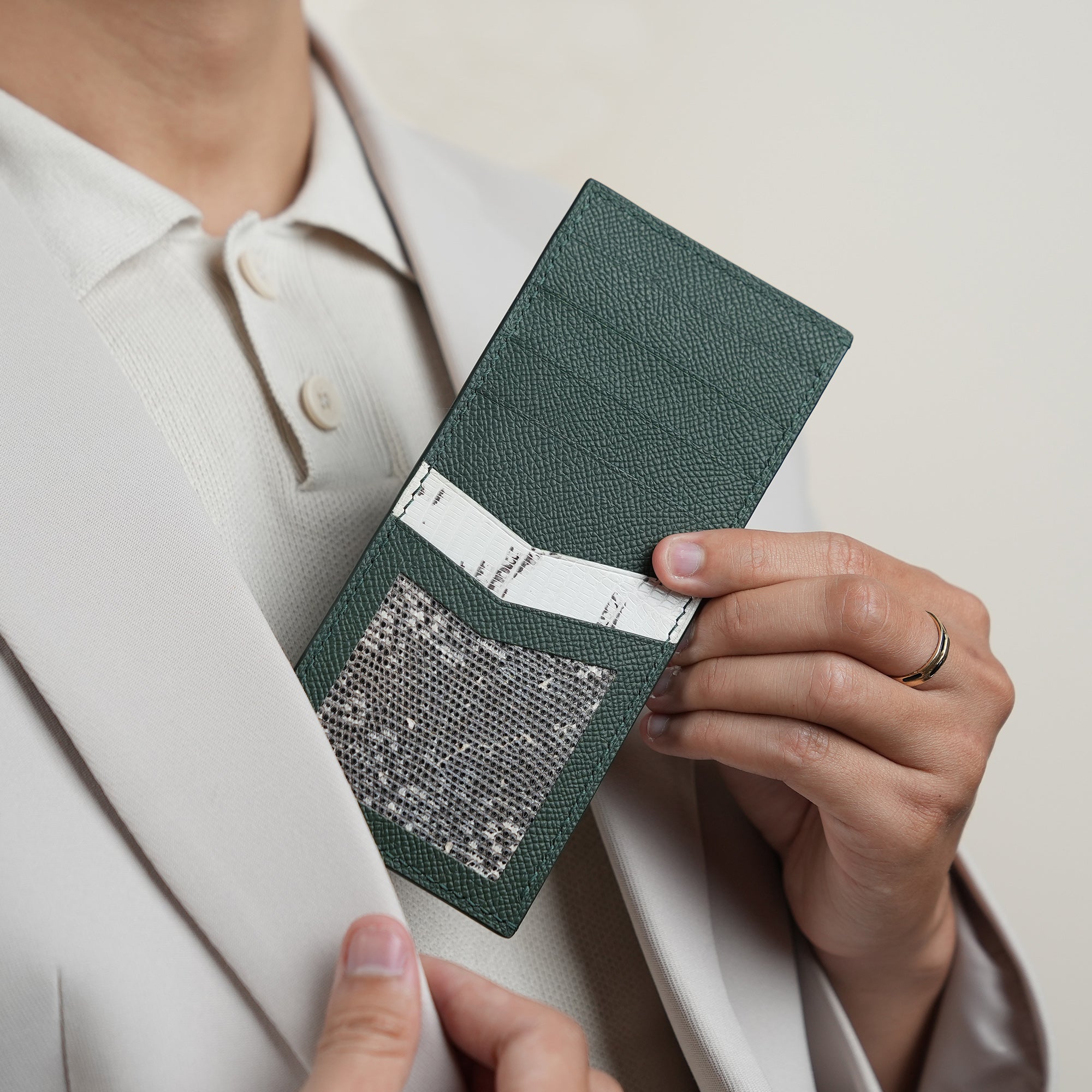 Green Epsom mix Lizard Leather Vertical Card Holder - Natural Pattern