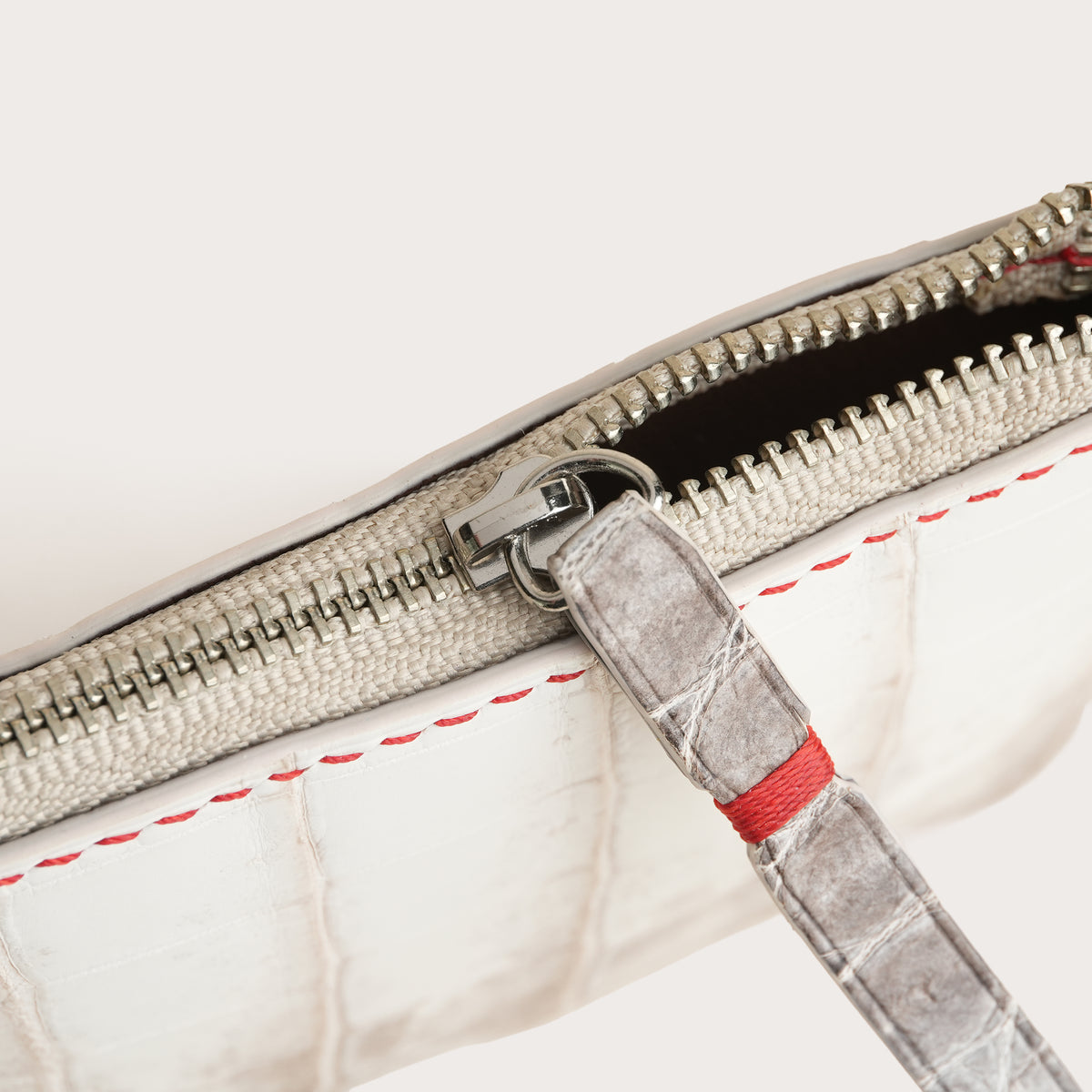 Himalayan Alligator Leather Zipper Pouch
