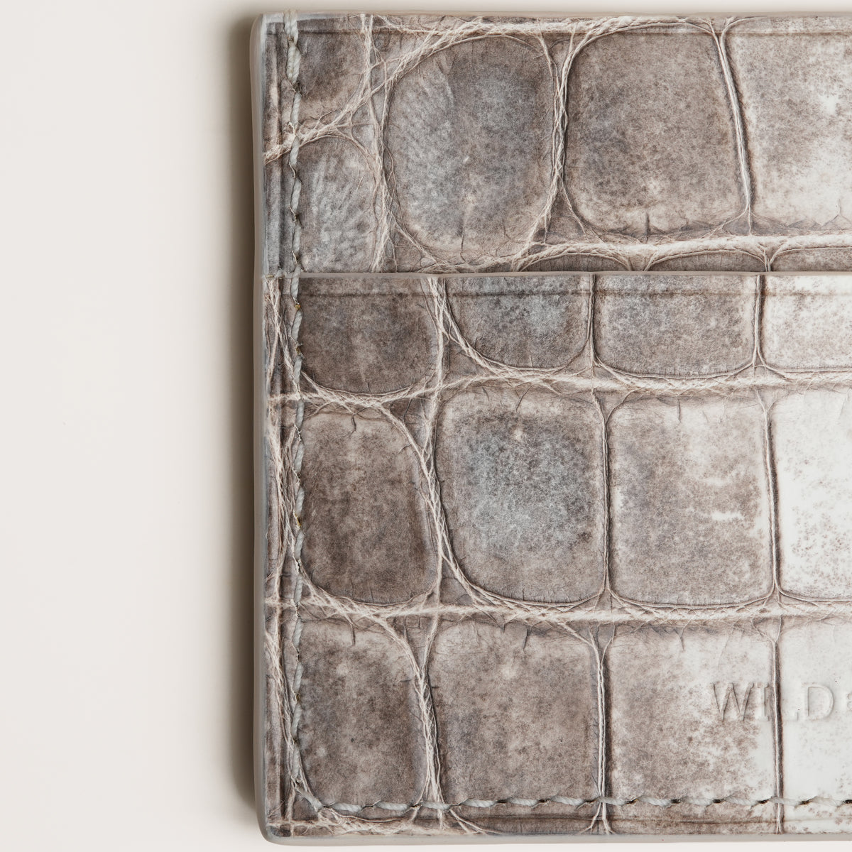 Minimalist Himalayan Alligator Leather Card Holder