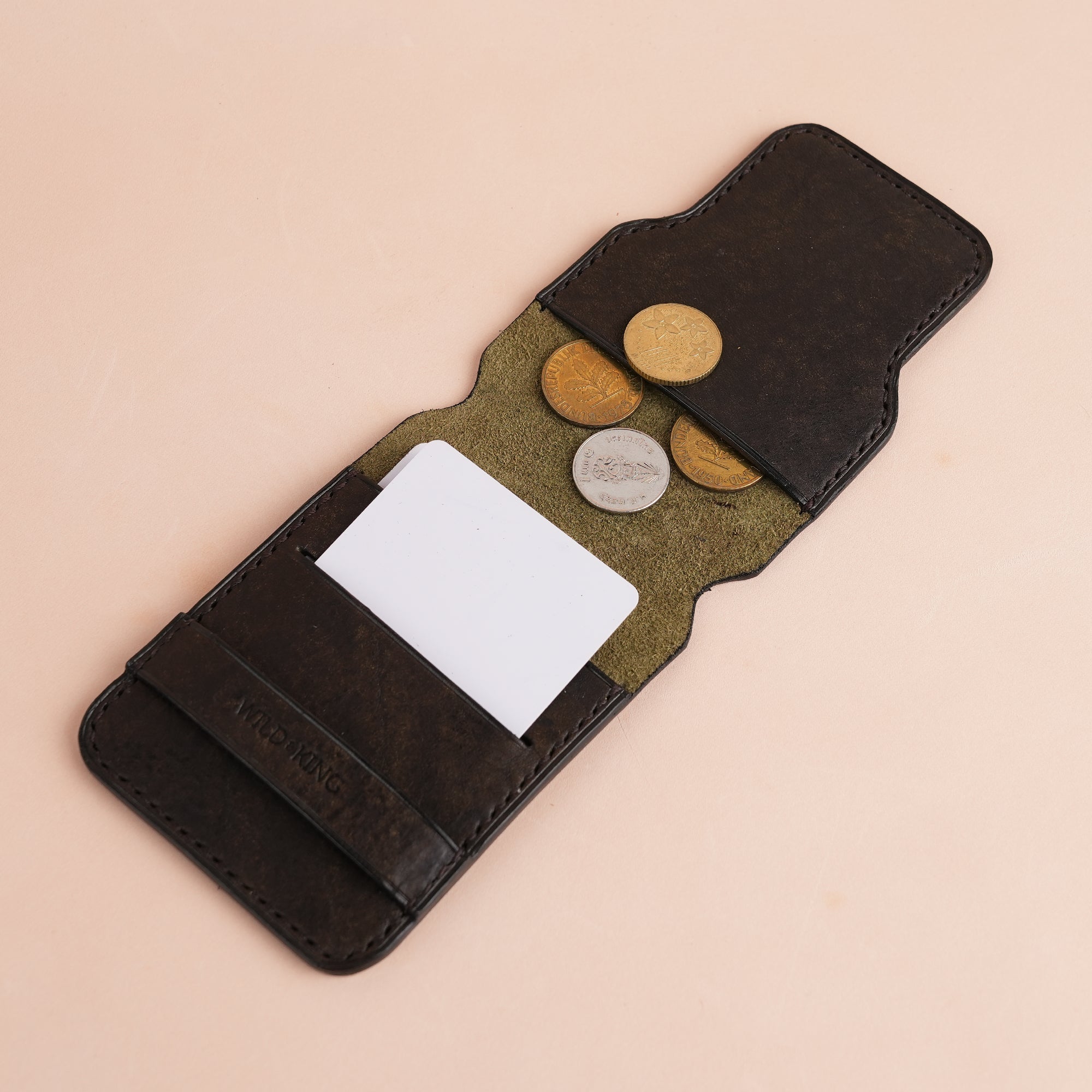 Minimalist Umber Brown Habana Leather Vertical Coin Purse