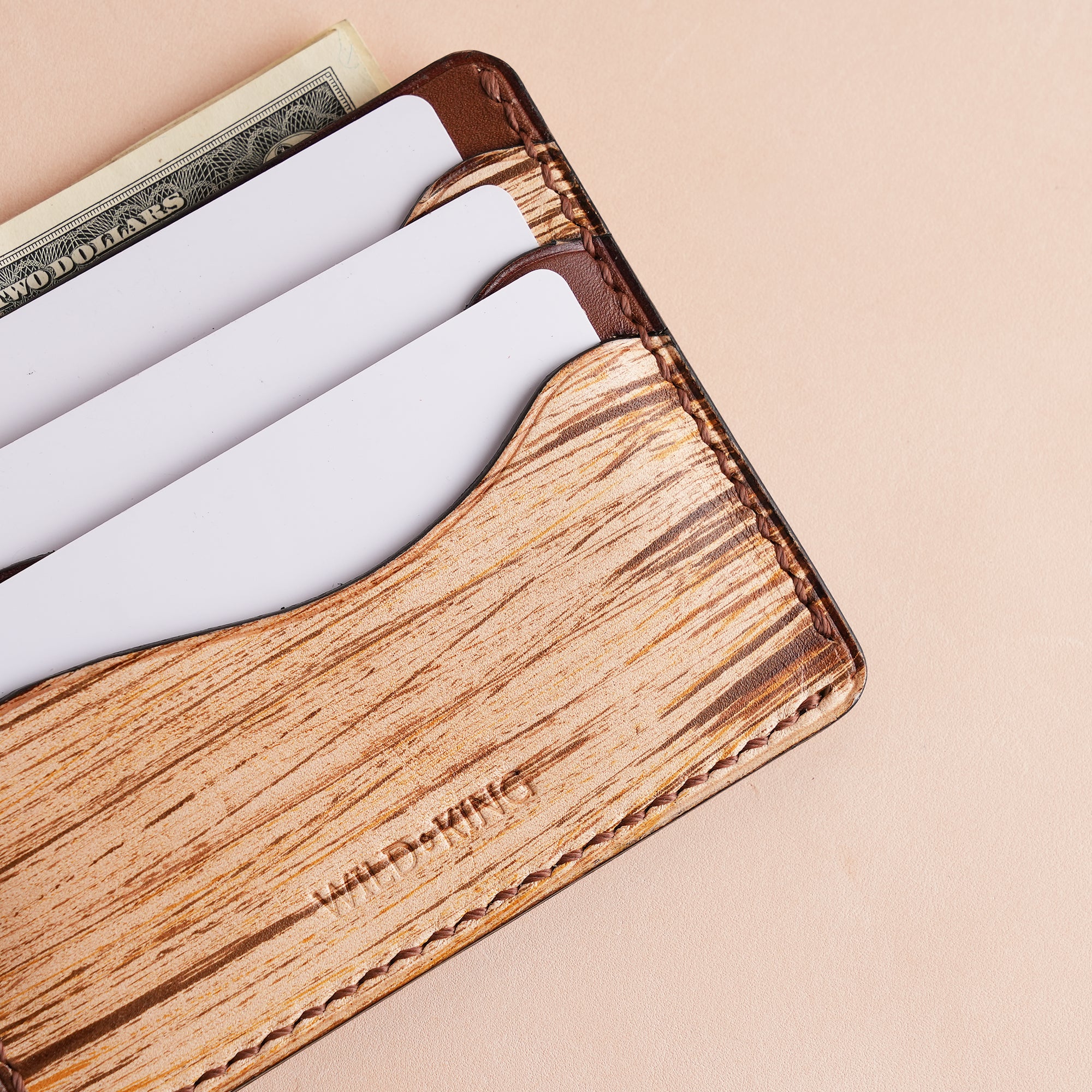 Minimalist Brown Leather Card Holder - Natural Streaks