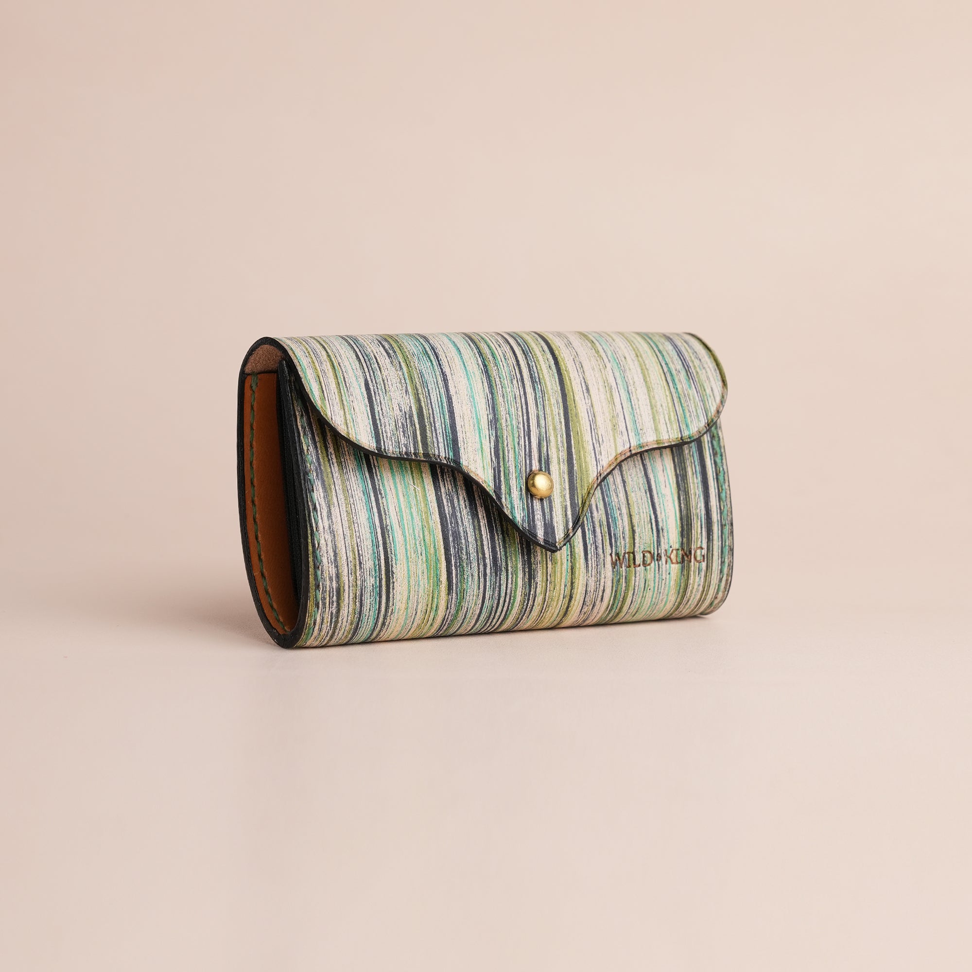Minimalist Green Leather Card Organizer Wallet - Natural Streaks