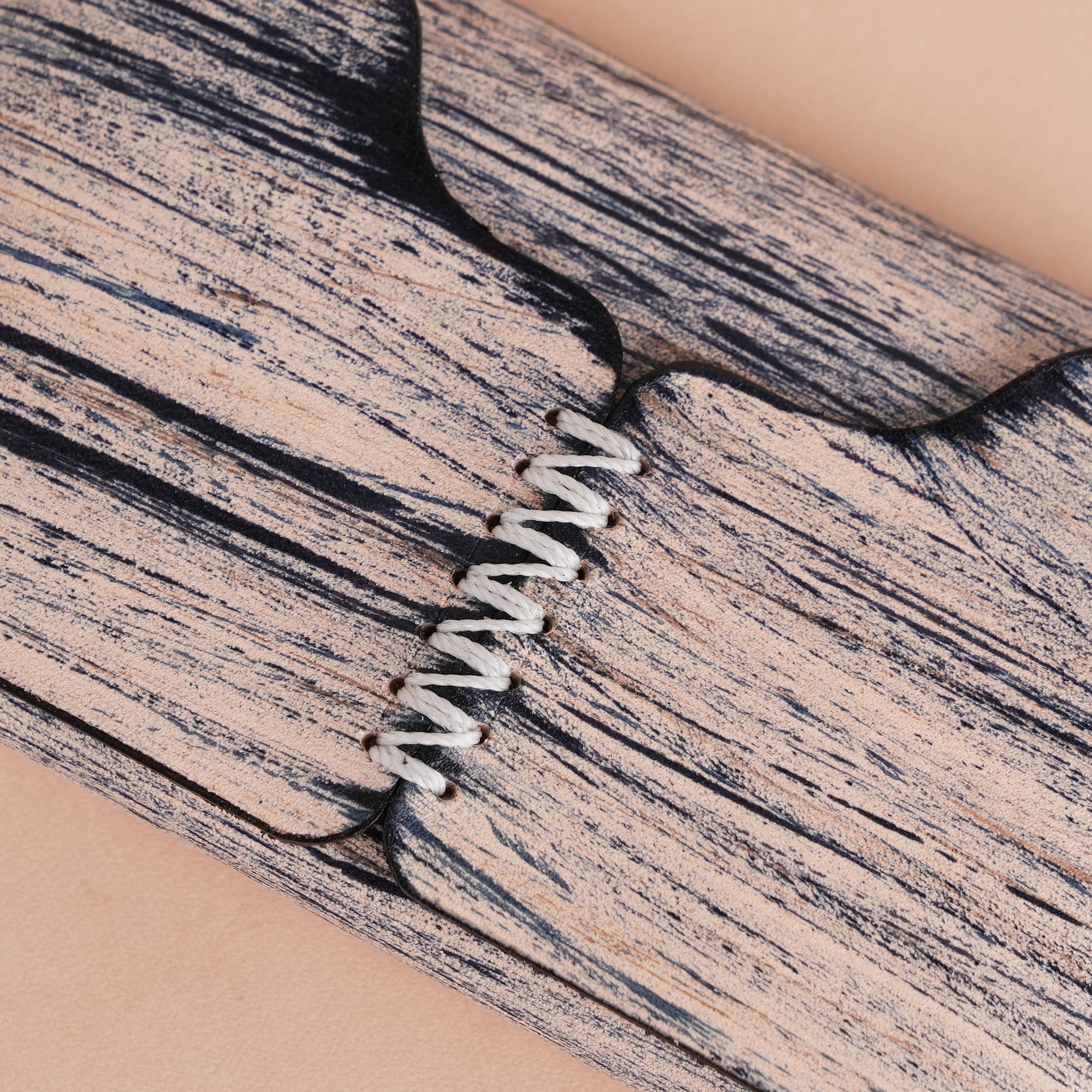 Minimalist Blue Leather Purse - Natural Streaks