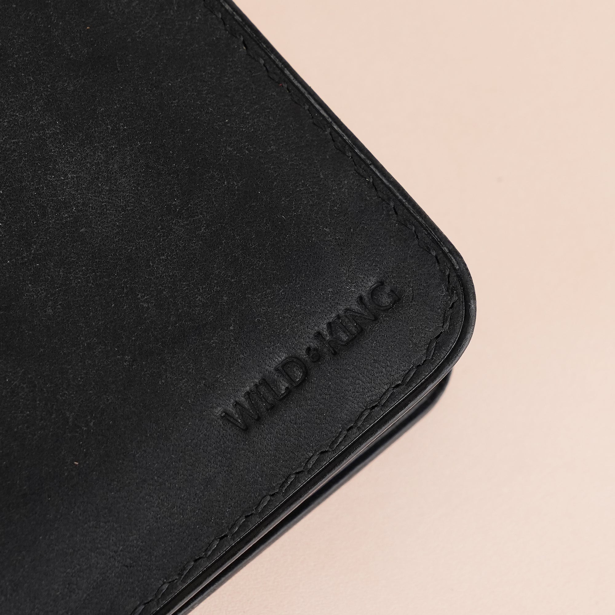 Minimalist Black Pueblo Leather Wing Bifold Wallet