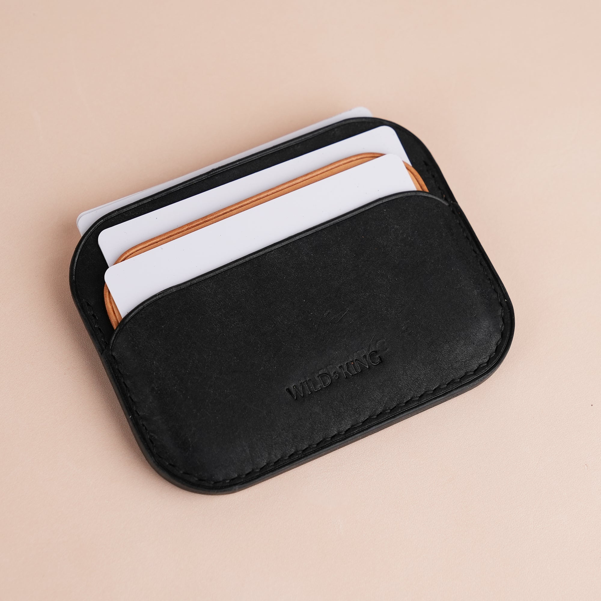 Minimalist Black Pueblo Leather Card Holder - Seashell