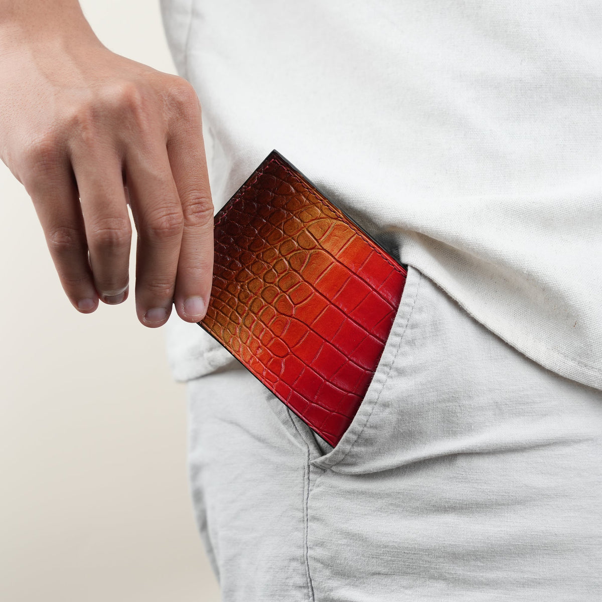 How Long Should a Leather Bifold Wallet Last?