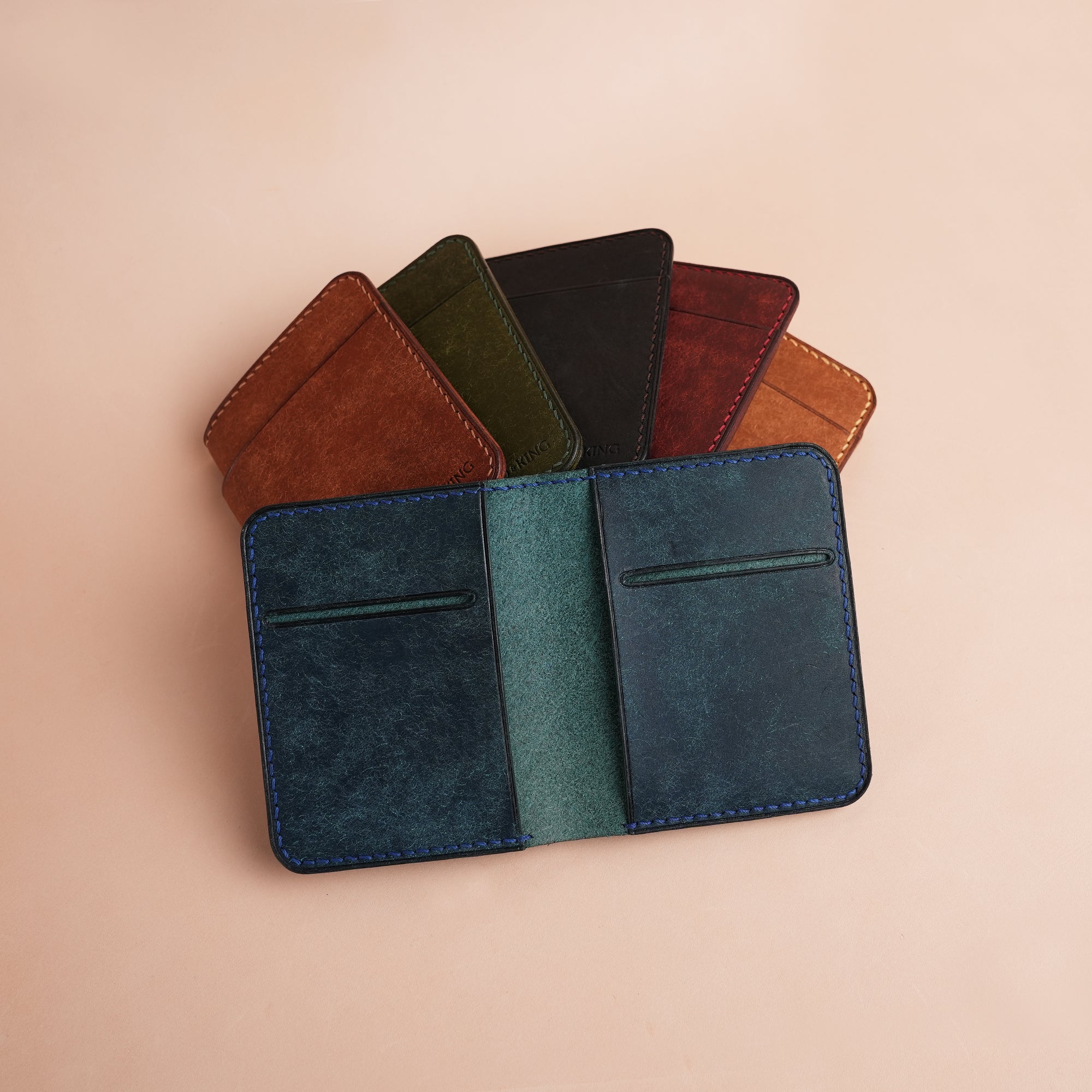 Leather Minimalist Bifold Wallet - WildandKing