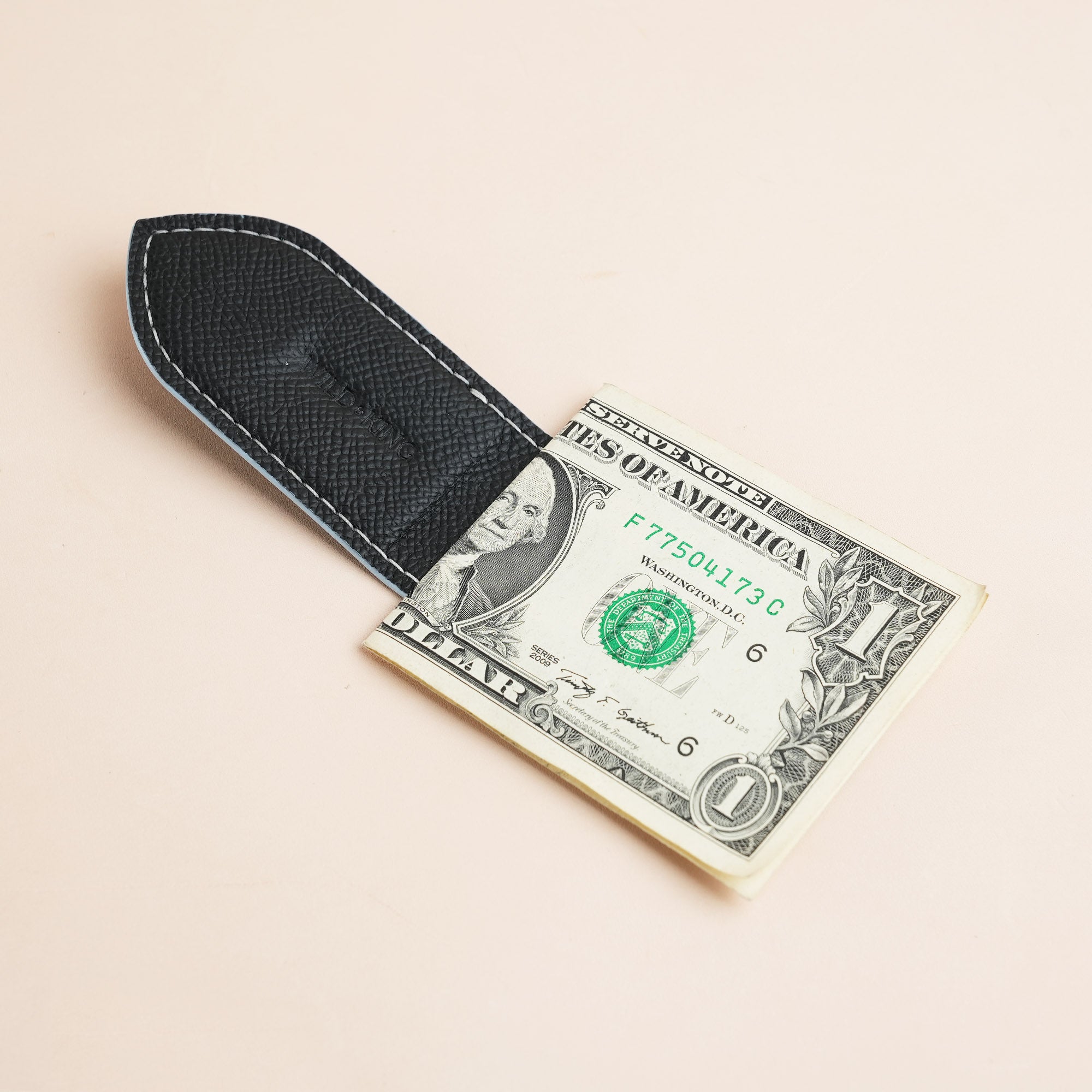 Black Alran Sully Leather Money Clip - Pointed Shape | Wild & King