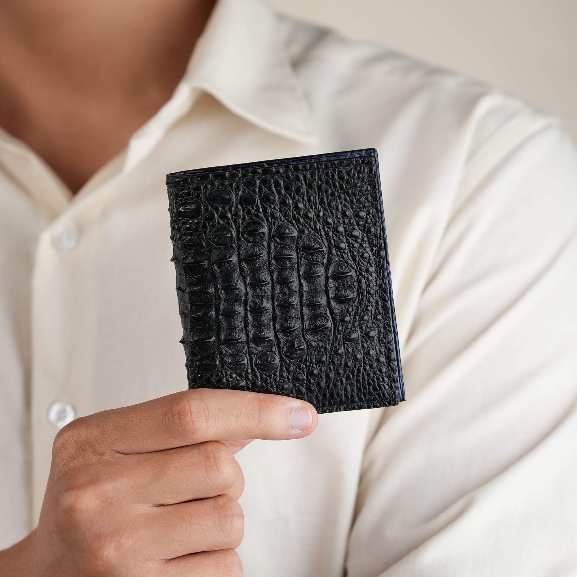 Black Double Hornback Mix Navy Crocodile Leather Bifold Card Holder