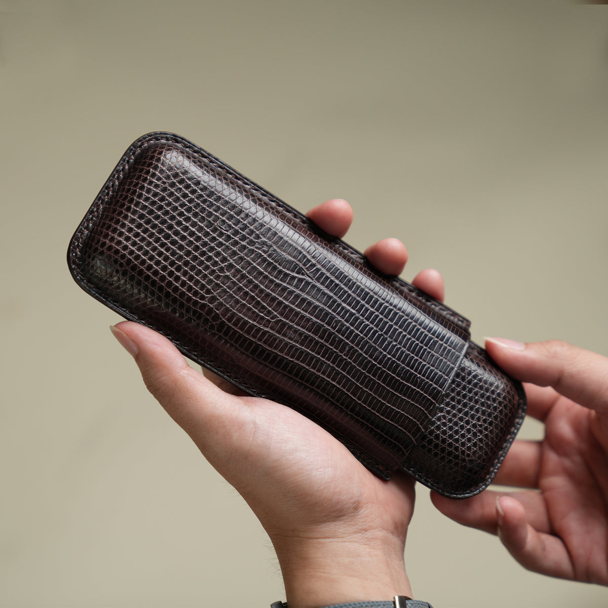 Dark Brown Lizard Leather Cigar Case