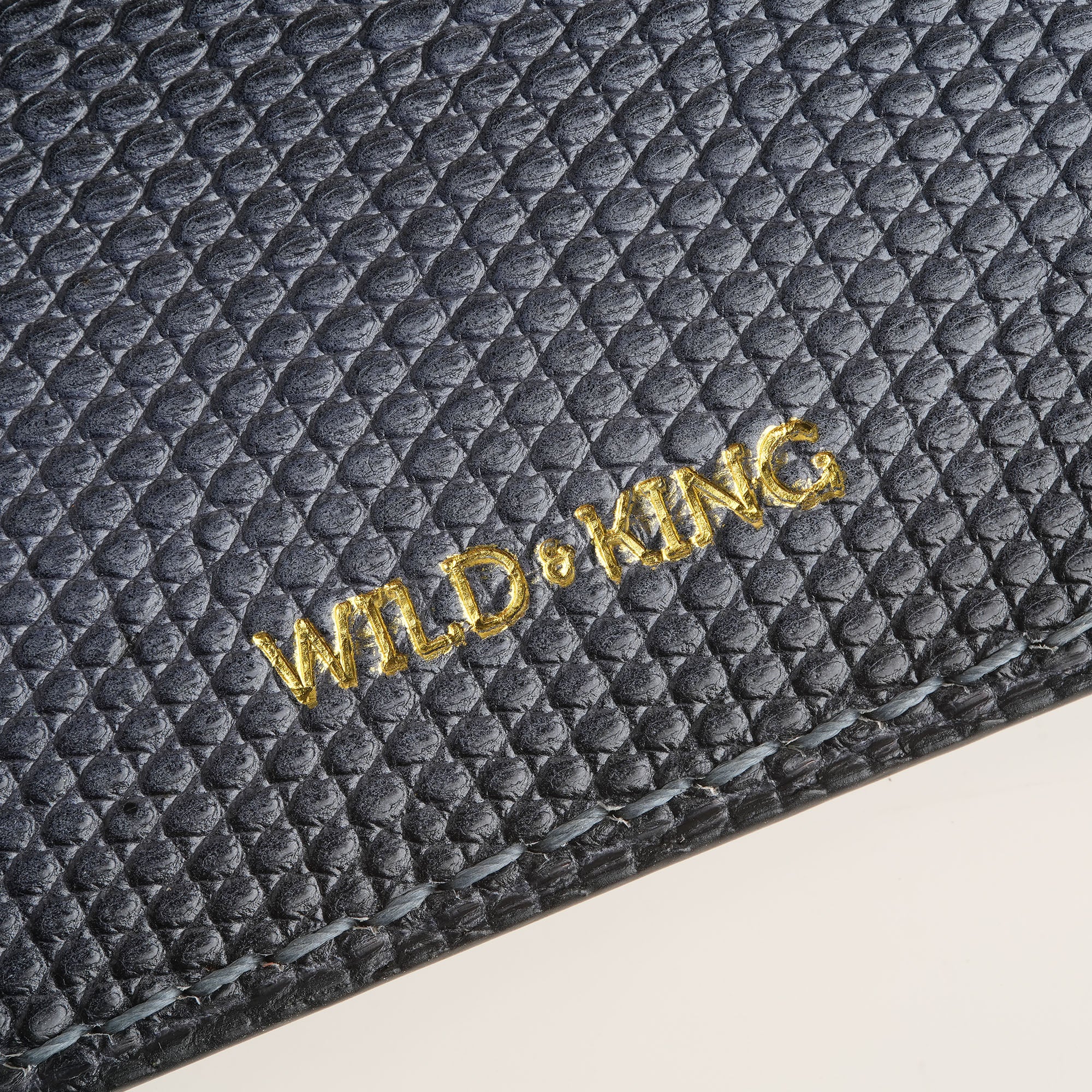 Grey Lizard Leather Card Holder - Patina Finish