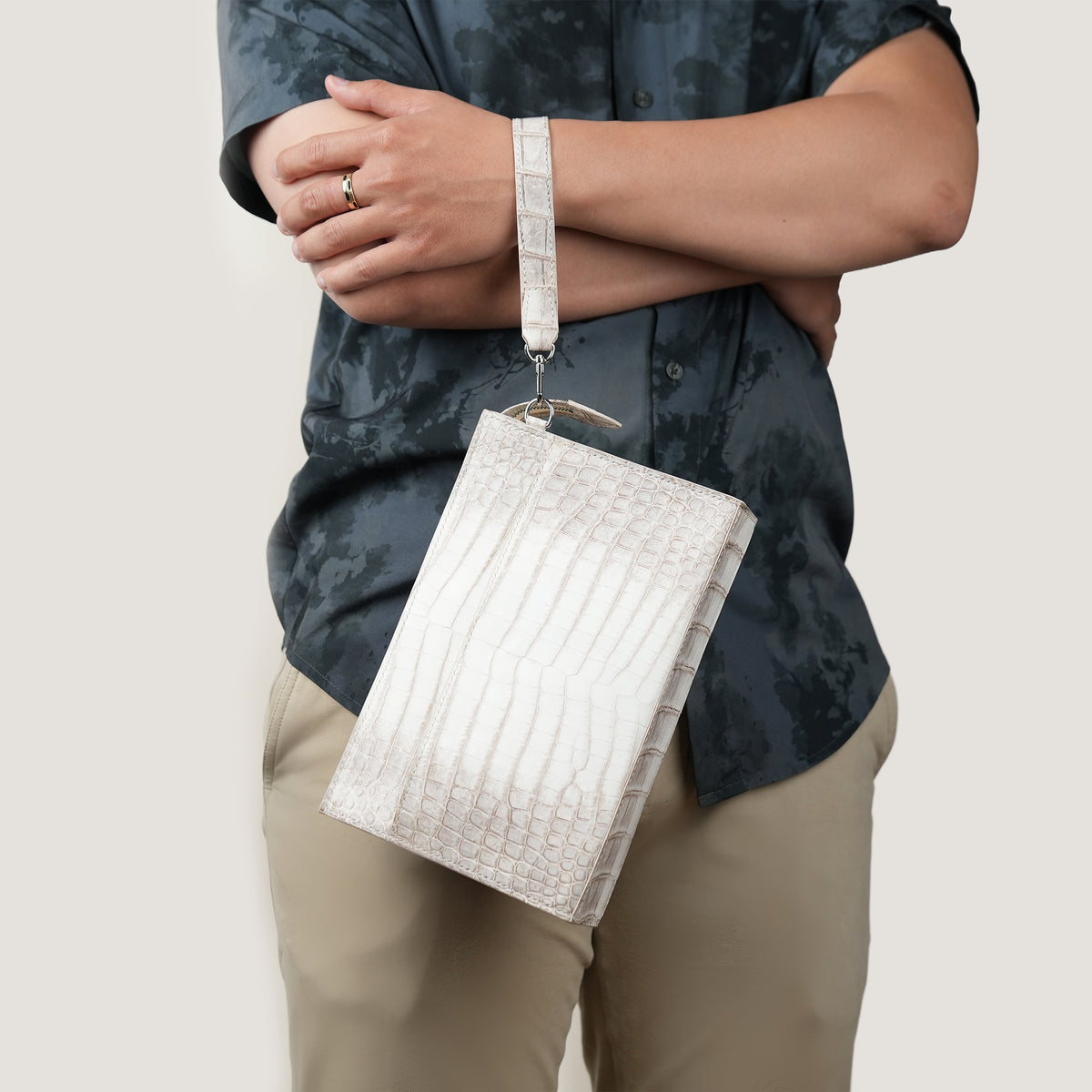 Himalayan Alligator Leather Zipper Clutch