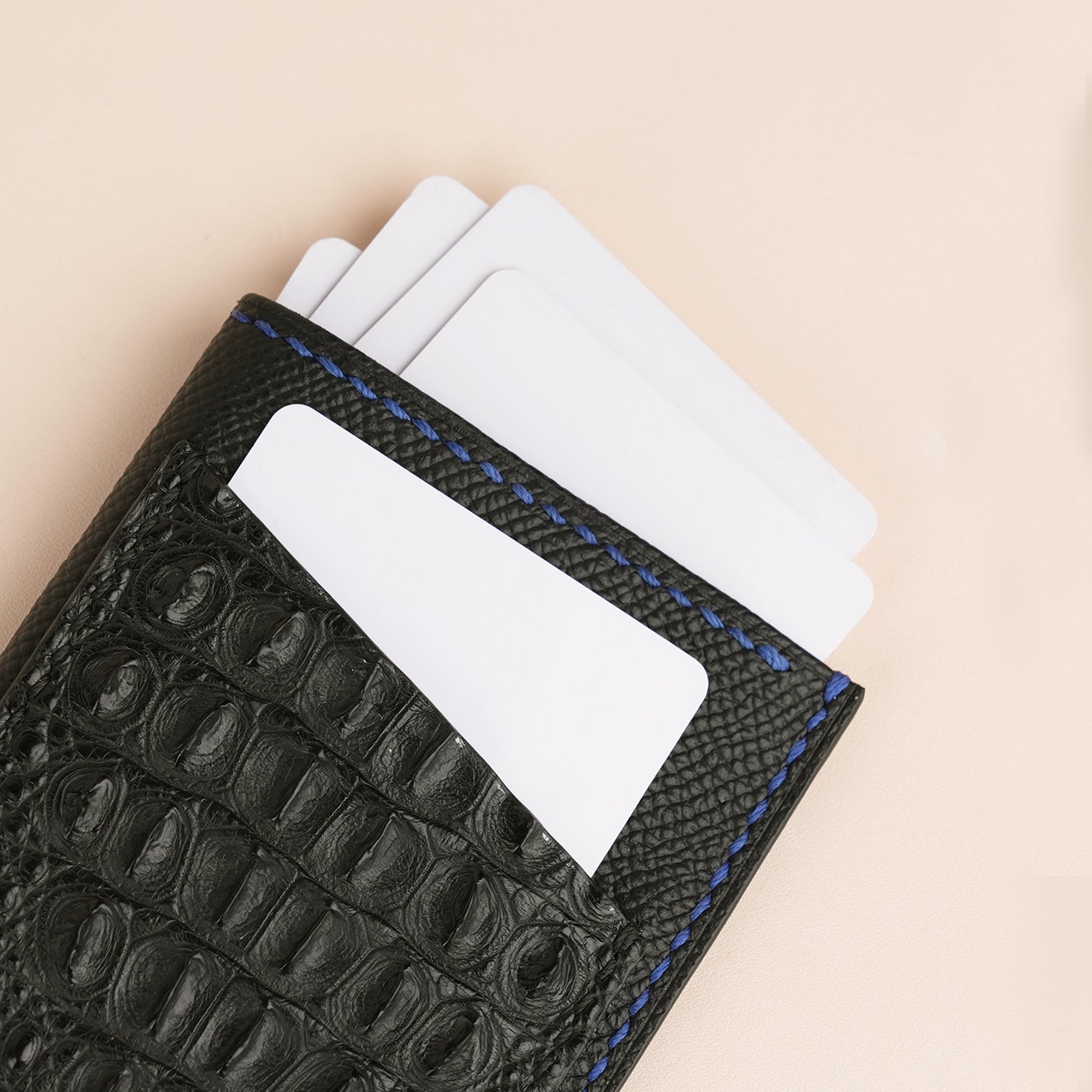 Double Hornback Alligator Card Sleeve