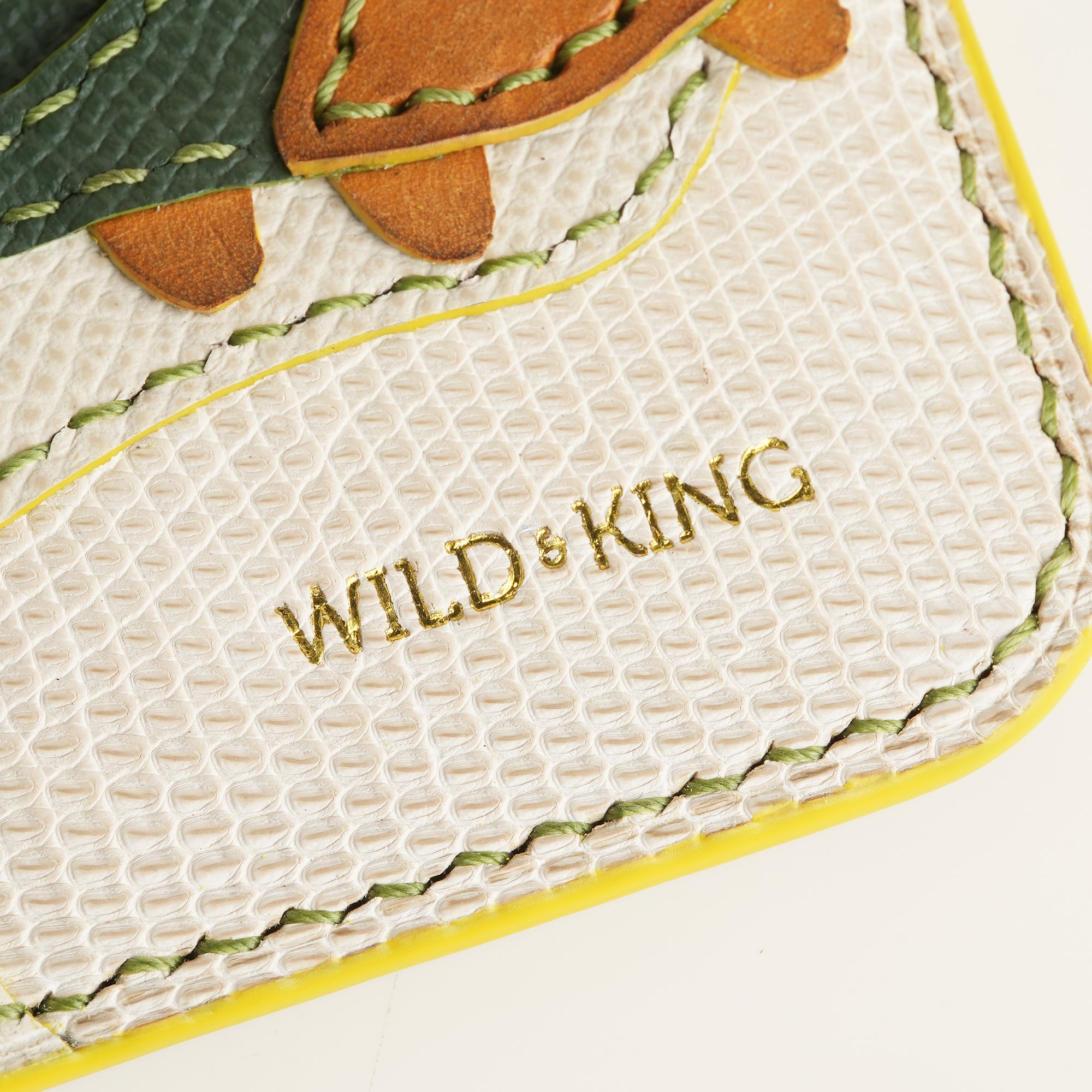 Minimalist Green Epsom Leather Card Holder - Alligator Shape