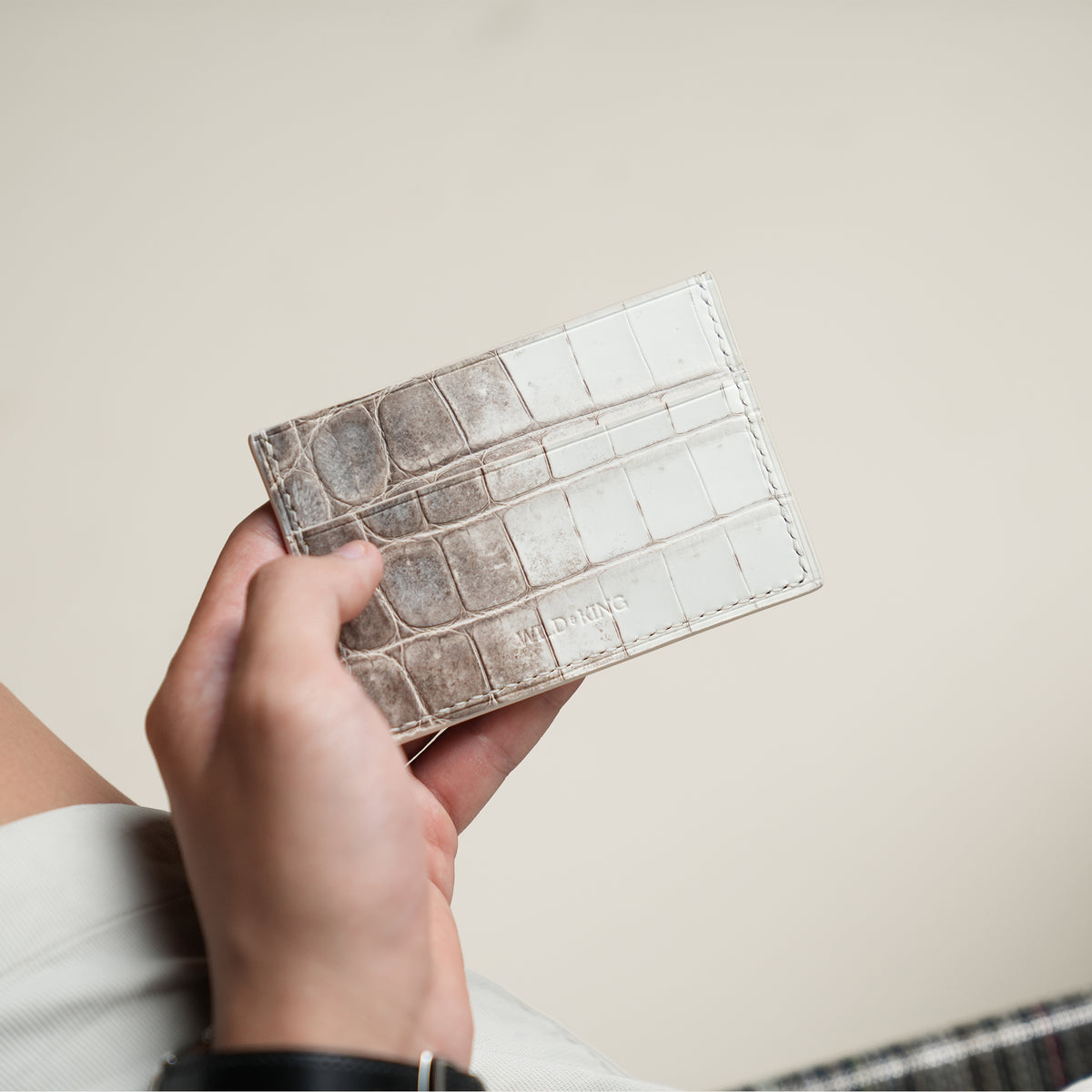Minimalist Himalayan Alligator Leather Card Holder