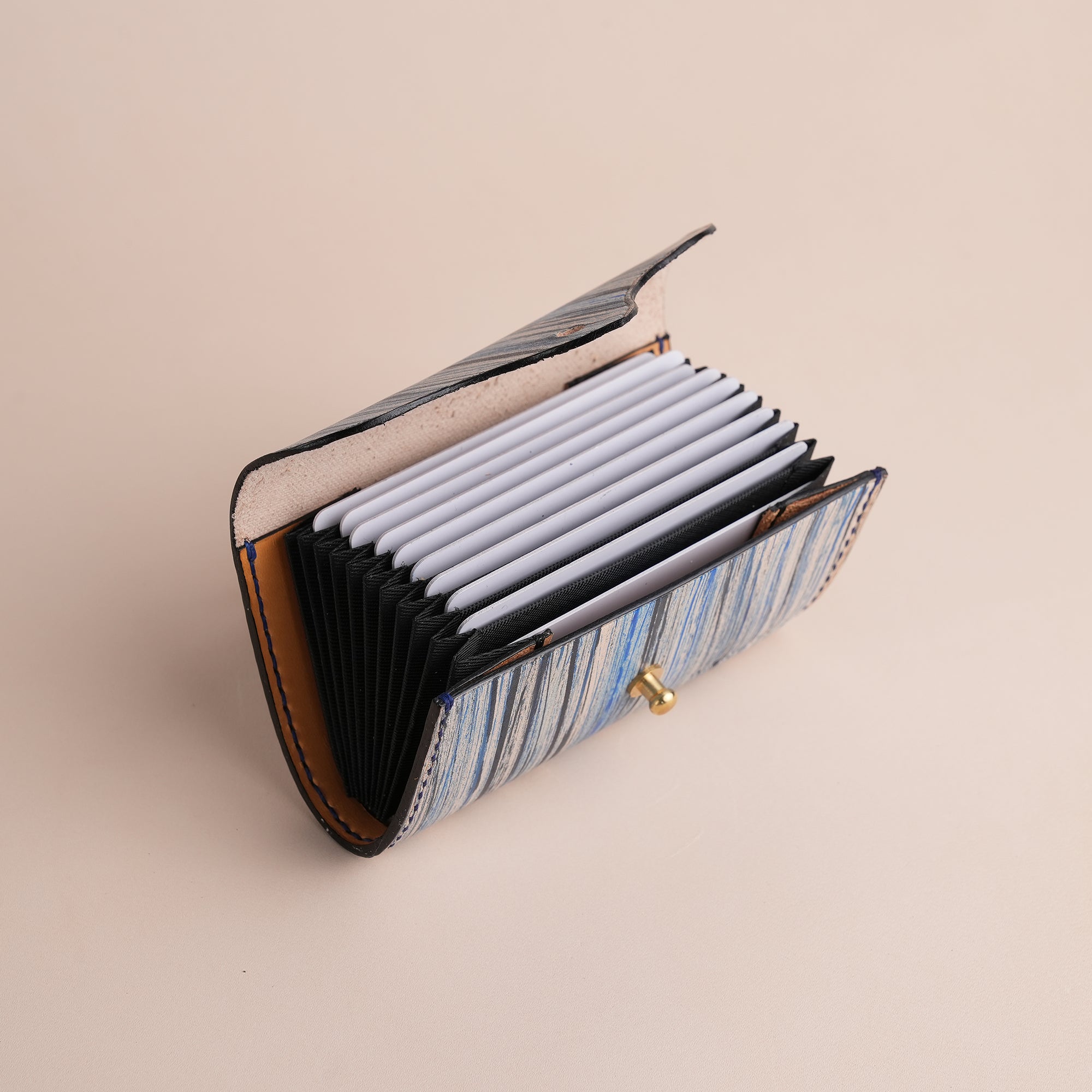 Minimalist Blue Leather Card Organizer Wallet - Natural Streaks